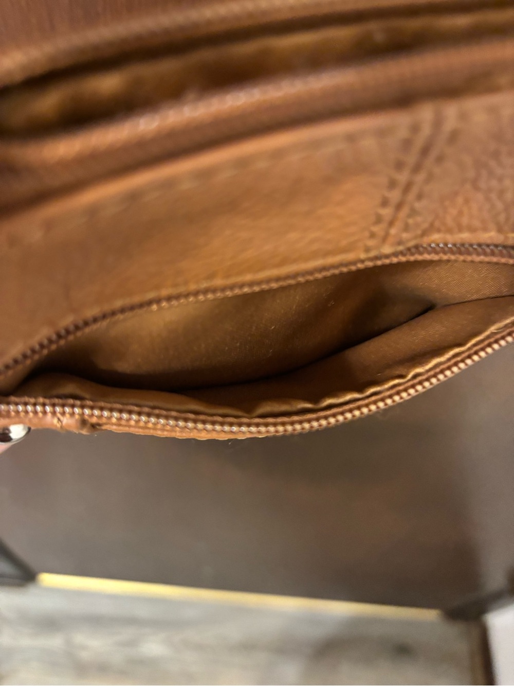 Crossbody purse - Picture 10 of 15